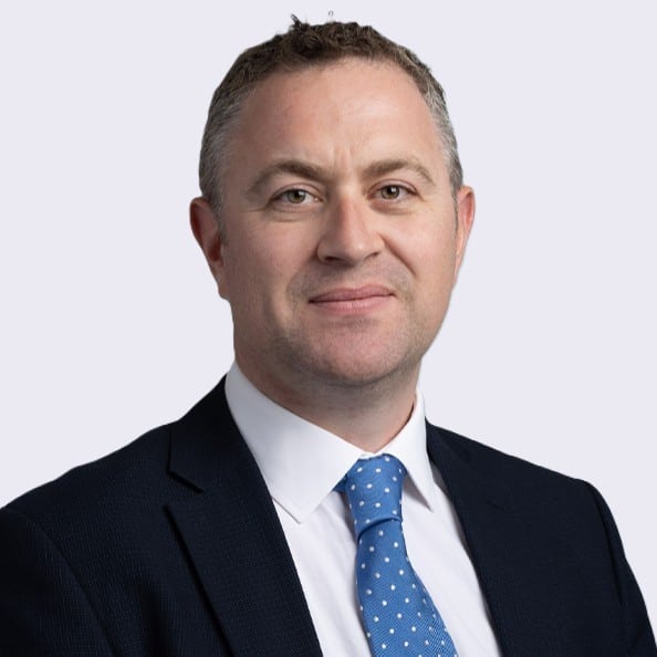 Headshot of Matthew Bater